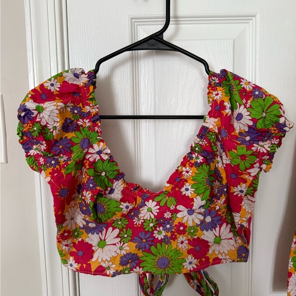 Peppermayo Colorful Floral Top - Picture 4 of 6